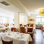 Holsteiner Hof - Timmendorfer 4* Тиммендорфер-Штранд
