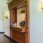 Отель Holsteiner Hof - Timmendorfer 4*