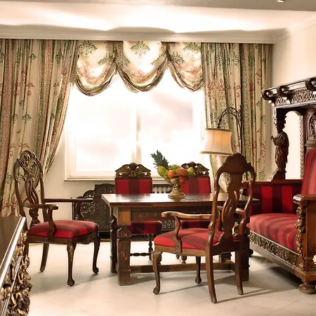 Holsteiner Hof - Timmendorfer Szálloda 4*