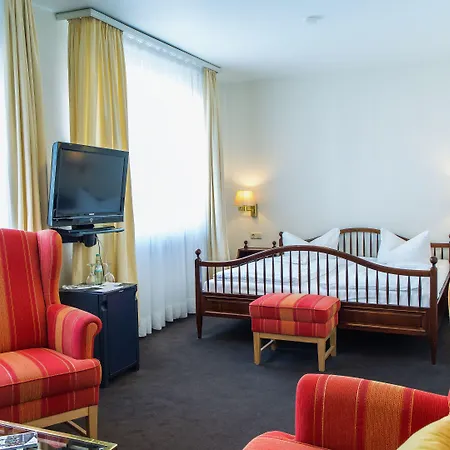 Holsteiner Hof - Timmendorfer Szálloda 4*