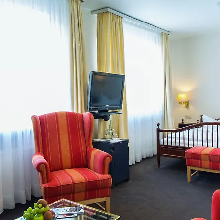 Holsteiner Hof - Timmendorfer 티멘도르프스트랜드