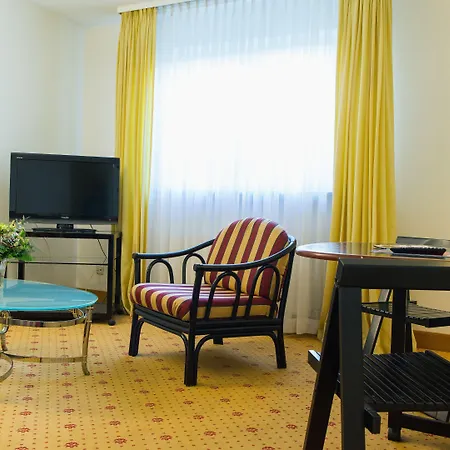 Holsteiner Hof - Timmendorfer 티멘도르프스트랜드