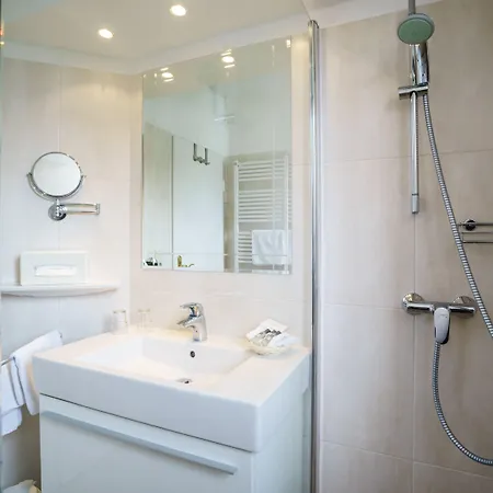 Szálloda Holsteiner Hof - Timmendorfer