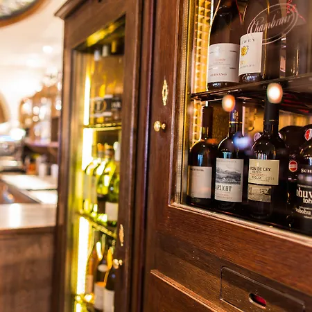 酒店 Holsteiner Hof - Timmendorfer 4*