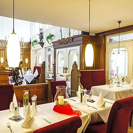 Holsteiner Hof - Timmendorfer Szálloda 4*