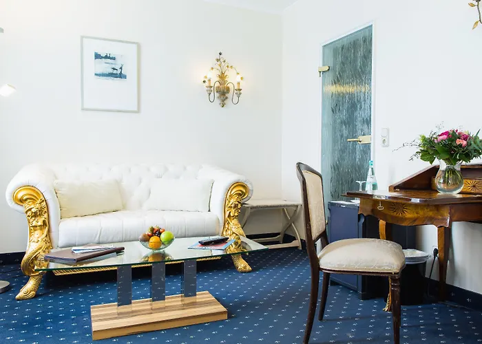 Holsteiner Hof - Timmendorfer Hotell